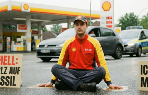 Image low9yblow9yblow9