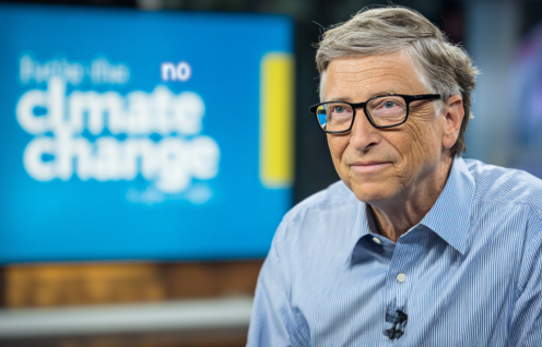 Enthusias Bill Gates in a TV interview In the background a s 81f9de12 610a 4af9 be4f 1956aeab131e 1